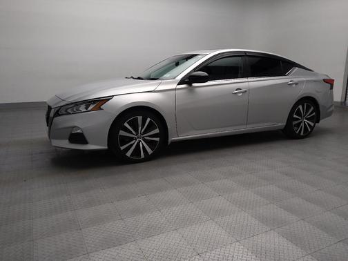 2020 Nissan Altima SR Intelligent AWD