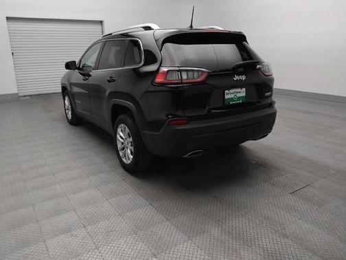Diamond Black Crystal Pearlcoat 2019 Jeep Cherokee Latitude