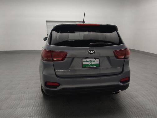 Everlasting Silver 2020 Kia Sorento LX