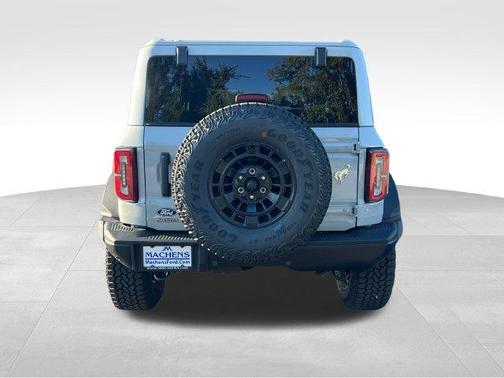 Avalanche 2026 Ford Bronco Badlands