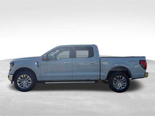 Avalanche 2026 Ford F-150 XLT