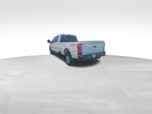Oxford White 2026 Ford F-350 XLT