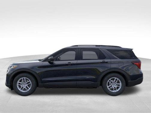 Agate Black Metallic 2026 Ford Explorer Active