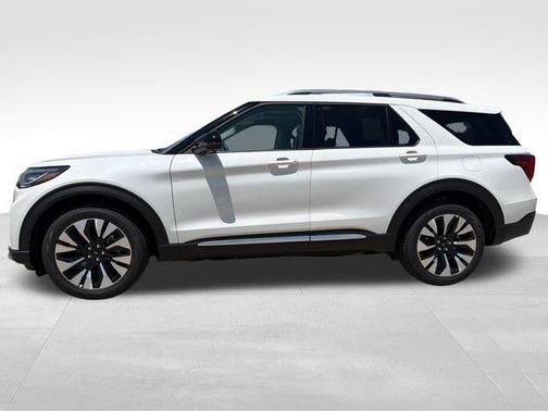 White Metallic 2026 Ford Explorer Platinum