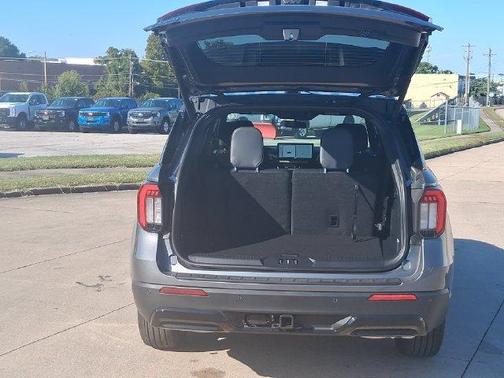 Gray Metallic 2027 Ford Explorer ST-Line