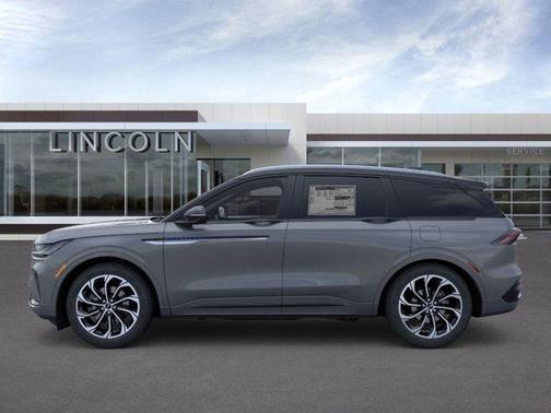 2025 Lincoln Nautilus Reserve