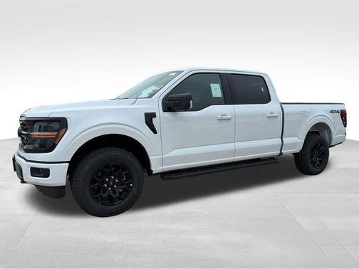 Oxford White 2026 Ford F-150 XLT