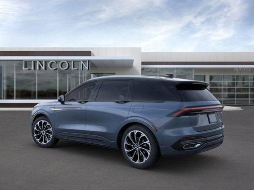 2025 Lincoln Nautilus Reserve