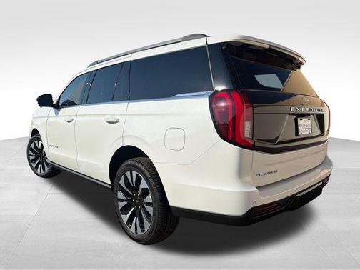 White 2027 Ford Expedition Platinum