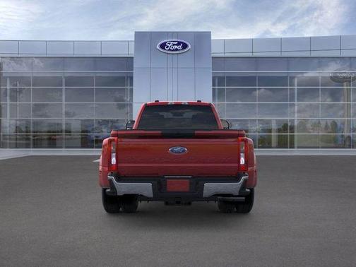 2025 Ford F-350 XLT