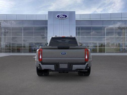 2026 Ford F-350 XLT