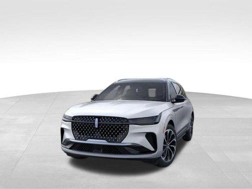 Radiance 2026 Lincoln Nautilus Reserve