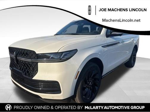 White Metallic 2026 Lincoln Navigator Reserve