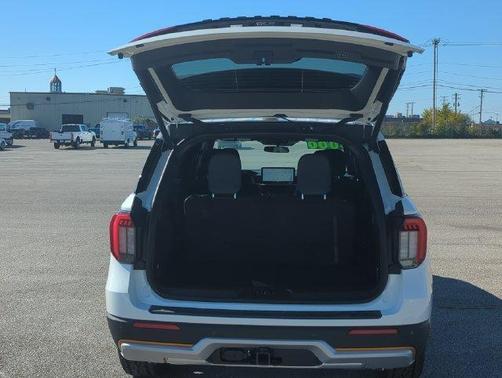 White Metallic 2026 Ford Explorer Tremor
