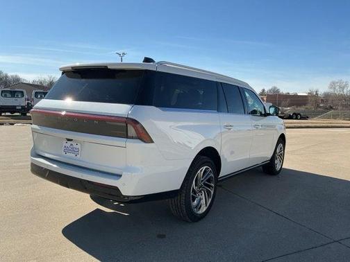 2026 Lincoln Navigator L Reserve