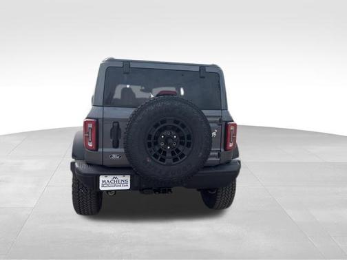 Gray Metallic 2026 Ford Bronco Badlands