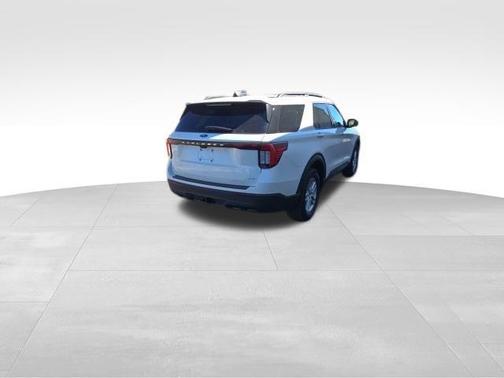 Star White 2026 Ford Explorer Active