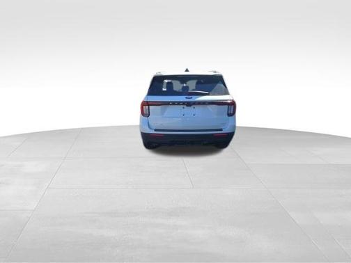 Star White 2026 Ford Explorer Active