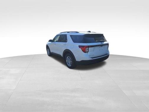 Star White 2026 Ford Explorer Active