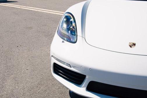 2018 Porsche 718 Boxster Base