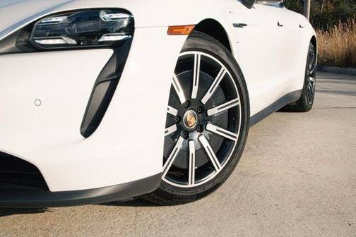 2023 Porsche Taycan Base