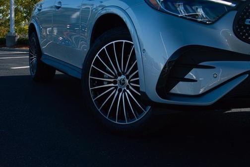 2026 Mercedes-Benz GLC 300 Base