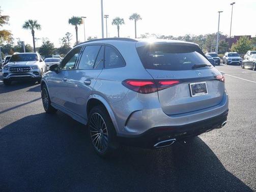 2026 Mercedes-Benz GLC 300 Base