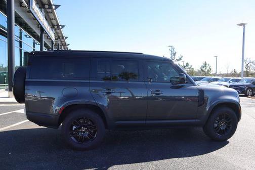 2025 Land Rover Defender 130 P300 S