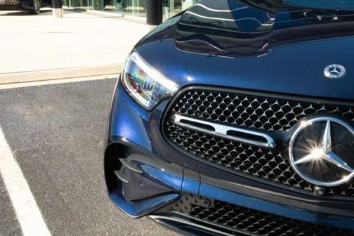 2024 Mercedes-Benz GLC 300 