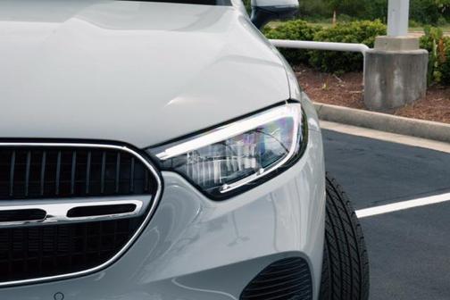 2026 Mercedes-Benz GLC 300 Base