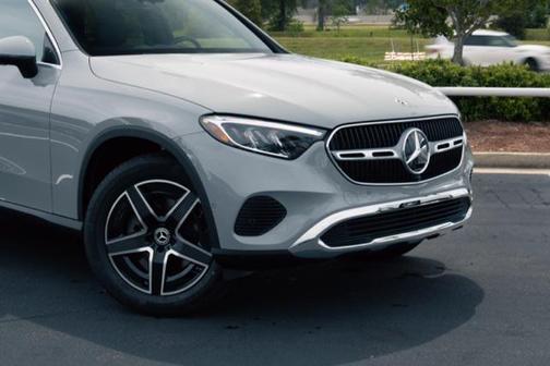 2026 Mercedes-Benz GLC 300 Base