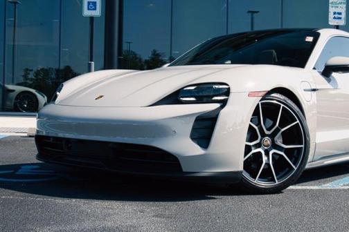 2024 Porsche Taycan 4S