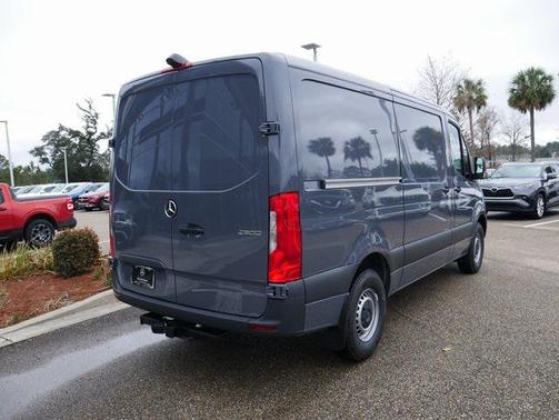 2025 Mercedes-Benz Sprinter 2500 Standard Roof