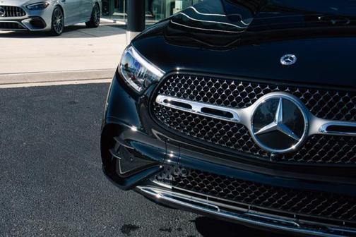 2026 Mercedes-Benz GLC 300 Base