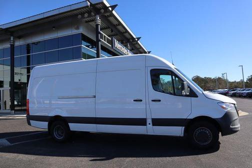2020 Mercedes-Benz Sprinter 4500 High Roof V6