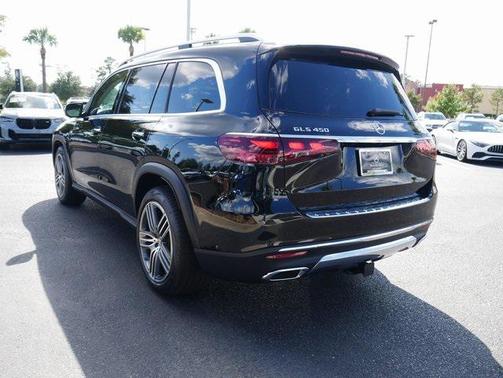 2026 Mercedes-Benz GLS 450 4MATIC
