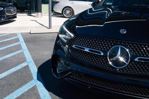 2026 Mercedes-Benz GLC 300 Base