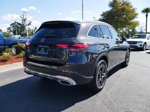 2026 Mercedes-Benz GLC 300 Base