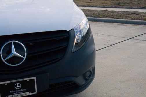 2023 Mercedes-Benz Metris Base