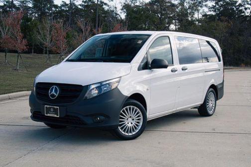 2023 Mercedes-Benz Metris Base