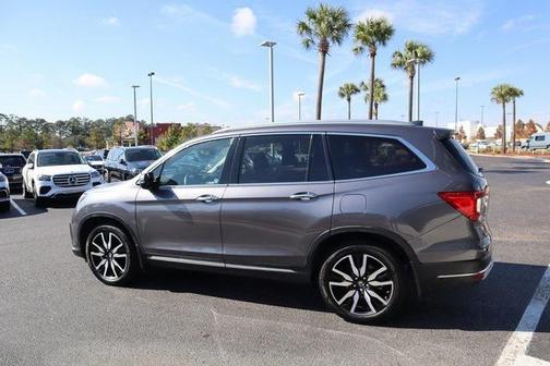 2021 Honda Pilot Touring 8-Passenger