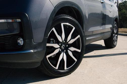 2021 Honda Pilot Touring 8-Passenger