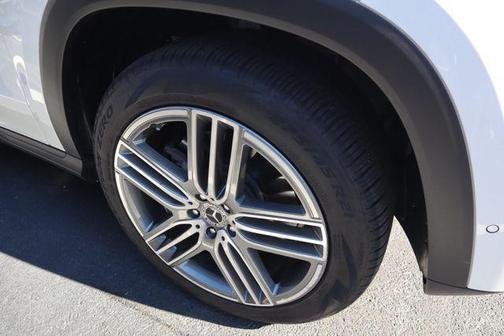 2026 Mercedes-Benz GLS 450 4MATIC