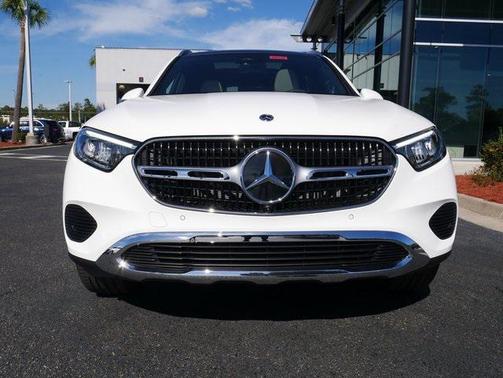 2026 Mercedes-Benz GLC 300 Base