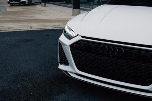 2023 Audi RS 7 4.0T
