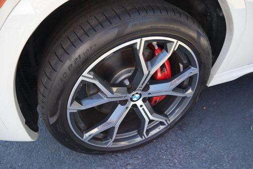 2021 BMW X6 xDrive40i