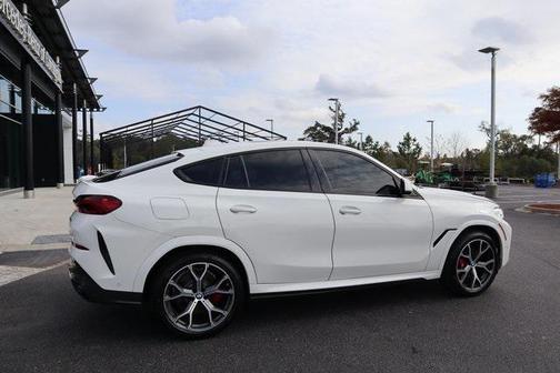 2021 BMW X6 xDrive40i