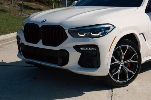 2021 BMW X6 xDrive40i