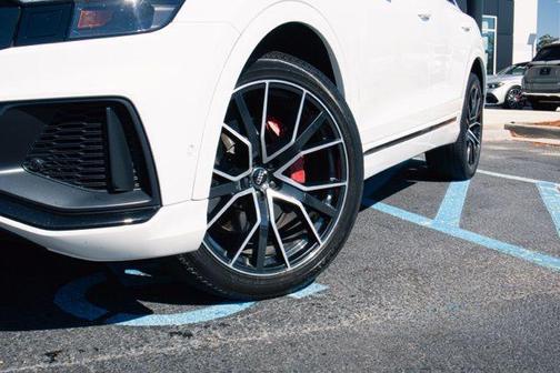 2020 Audi Q8 55 Prestige