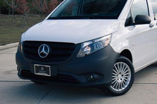 2023 Mercedes-Benz Metris Standard Roof